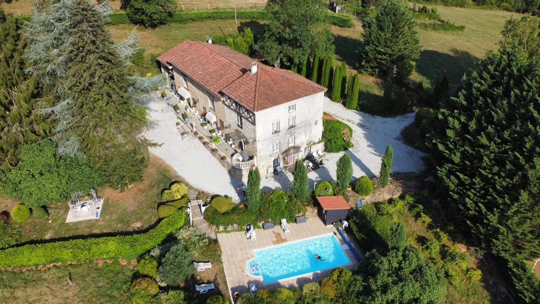 La Ferme De Jeanne Bed & Breakfast Сен-Жирон Екстериор снимка