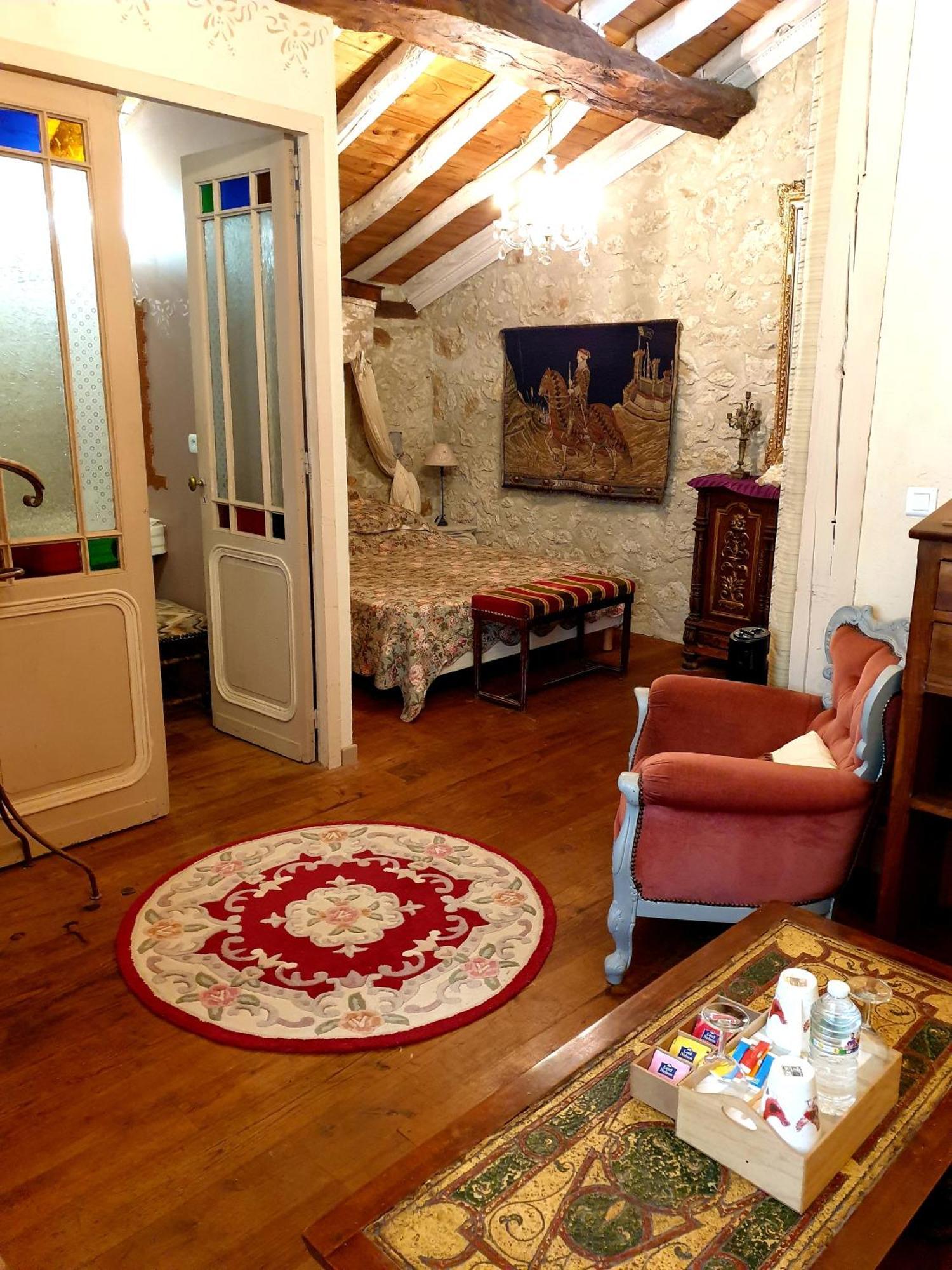 La Ferme De Jeanne Bed & Breakfast Сен-Жирон Екстериор снимка