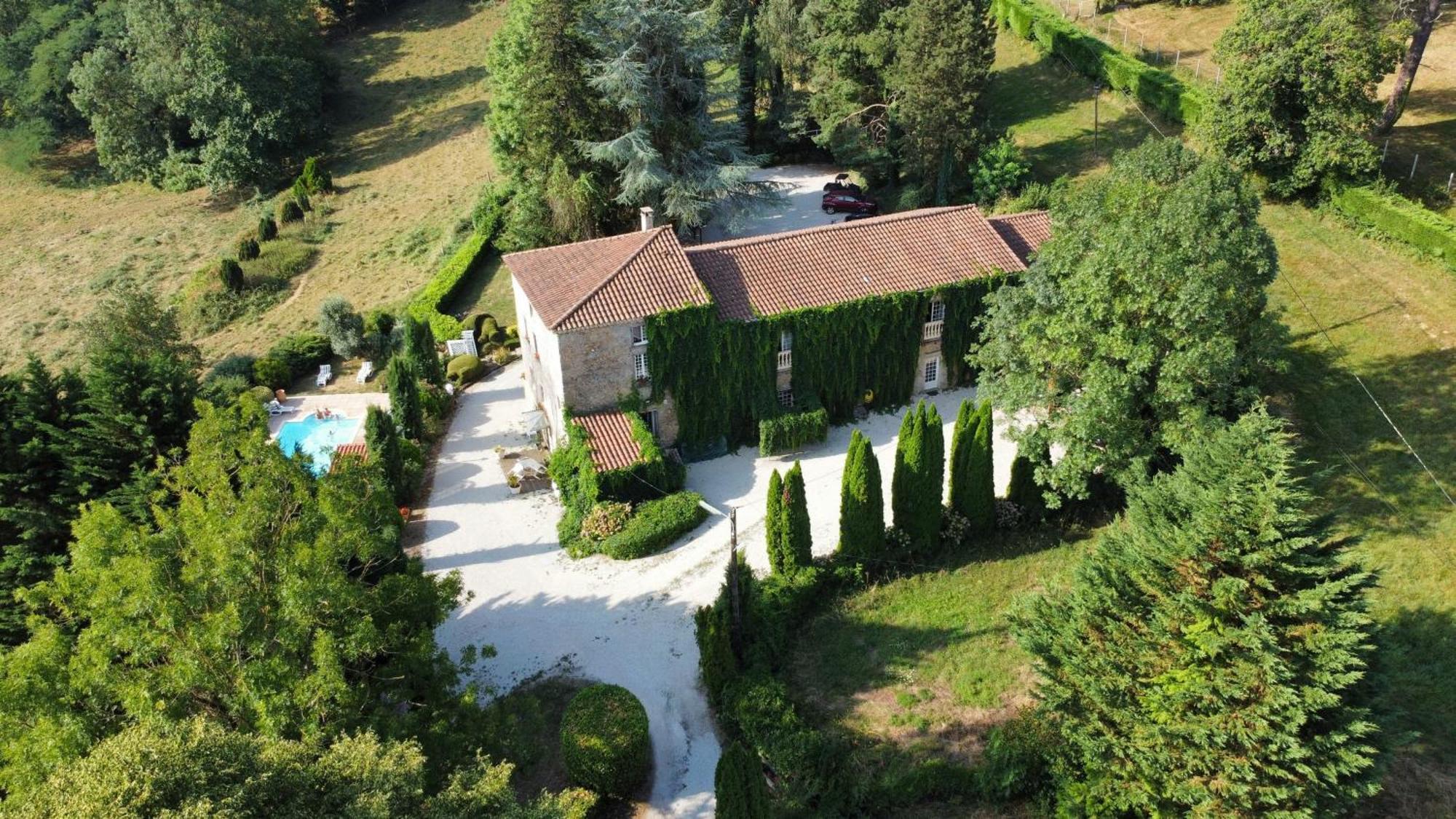 La Ferme De Jeanne Bed & Breakfast Сен-Жирон Екстериор снимка