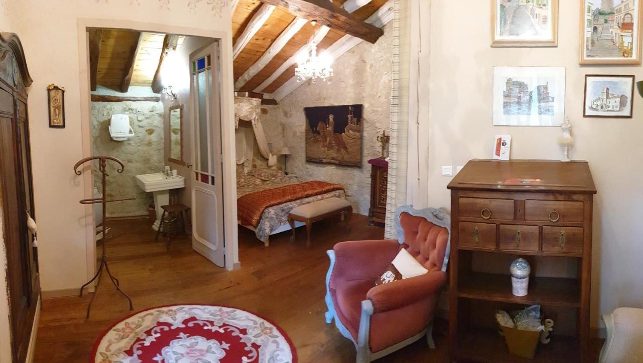 La Ferme De Jeanne Bed & Breakfast Сен-Жирон Екстериор снимка